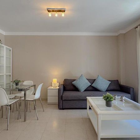 דירות פואנגירולה Plaza Mar מראה חיצוני תמונה